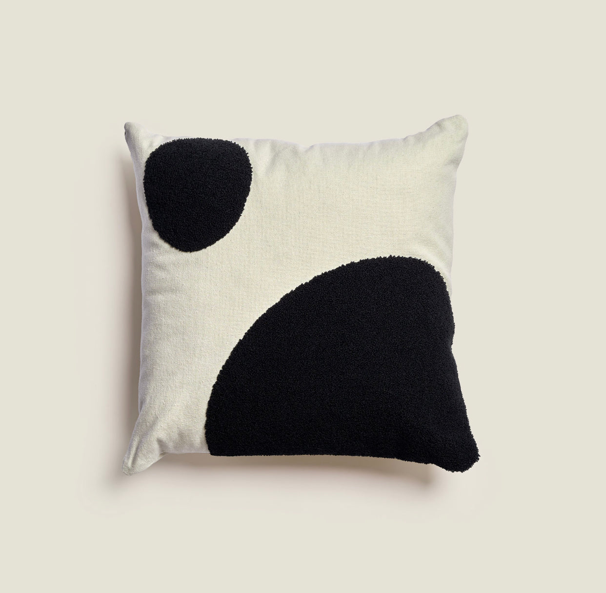 Accent- Tufted Cushion