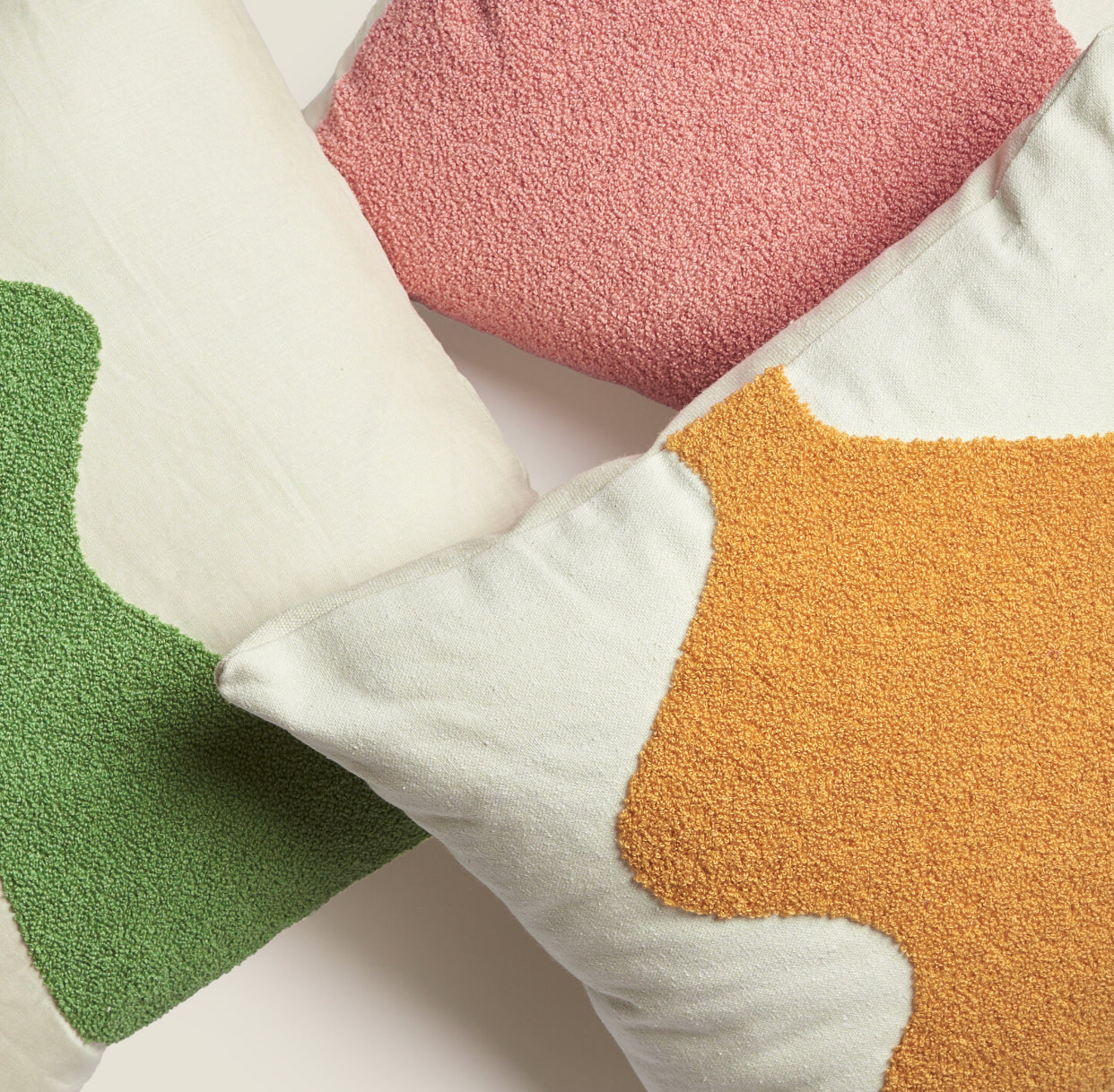 Dixie - Tufted Cushion