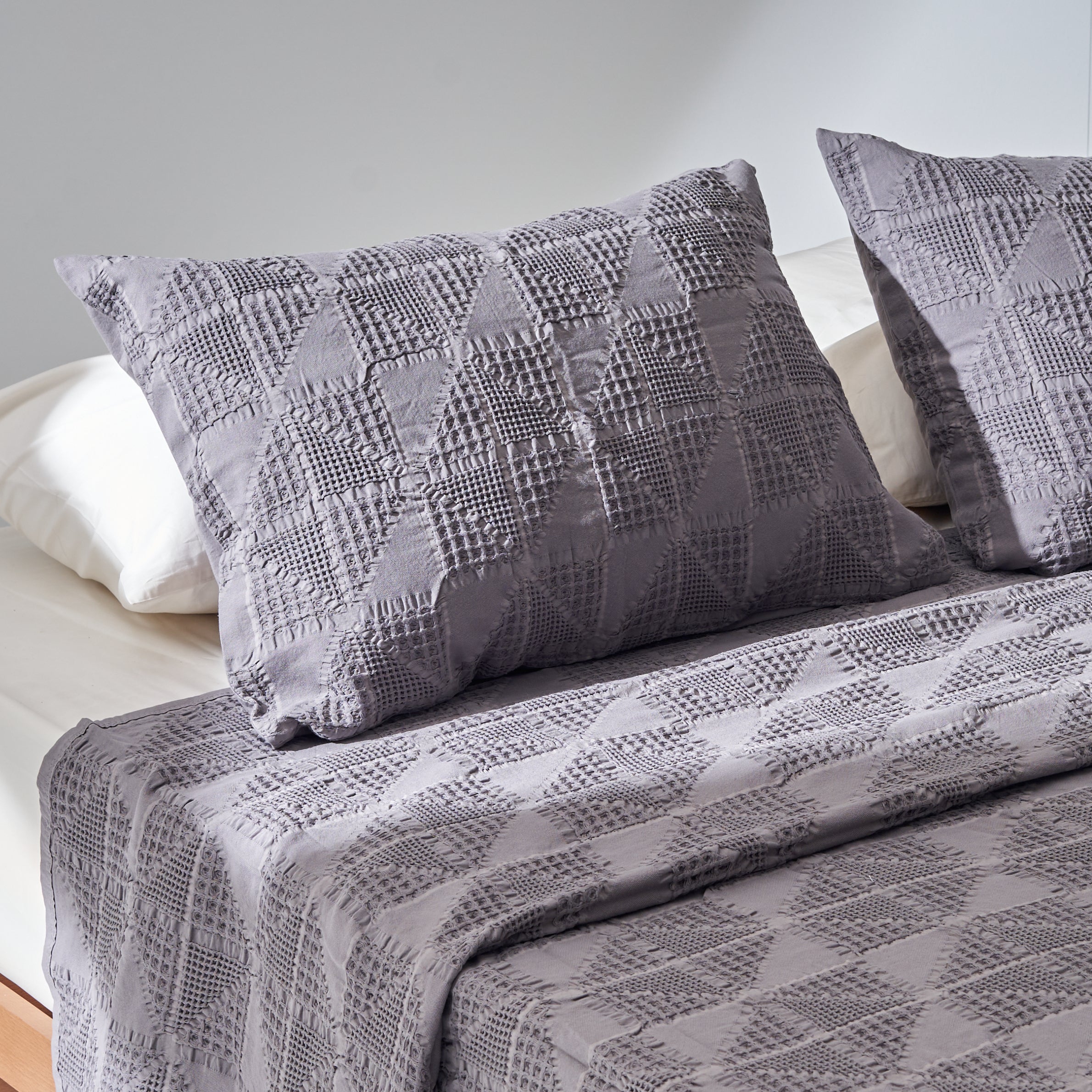 Quilt Set in Grey