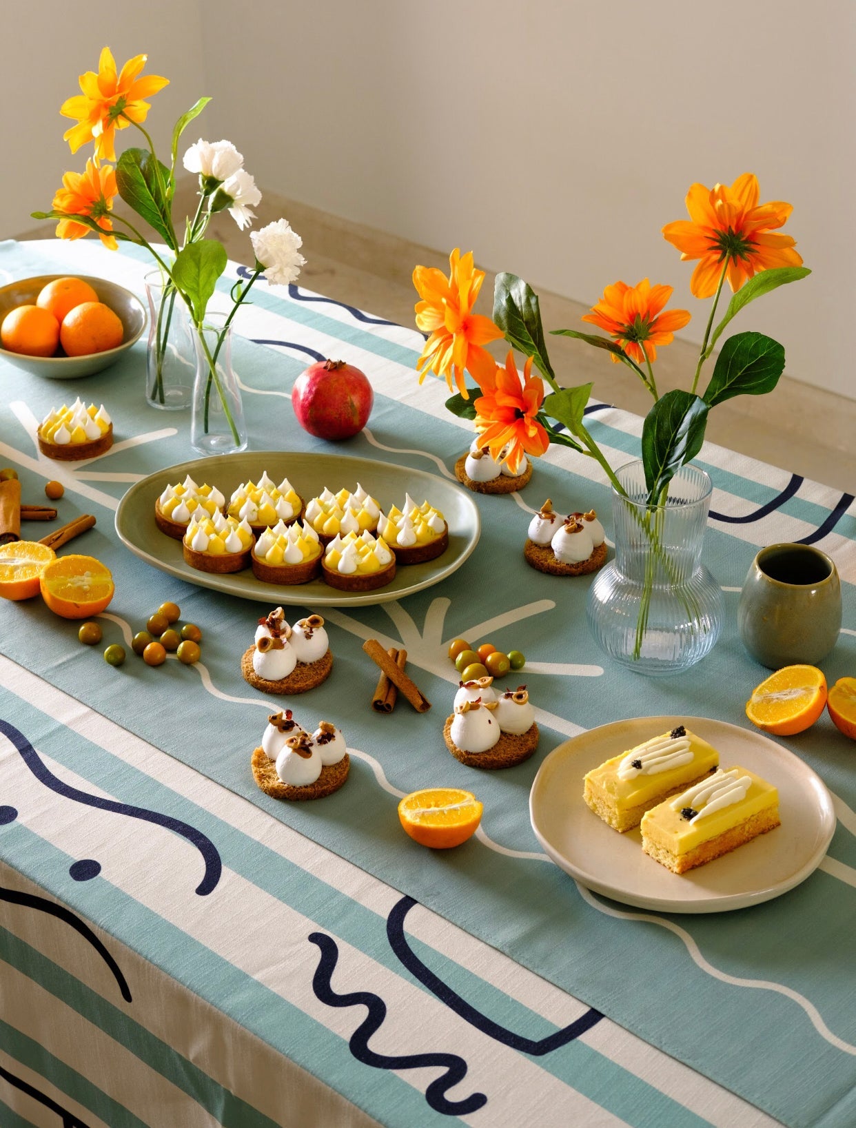 Olea In Mint Set-Table Cloth. Table Runner. Napkins.