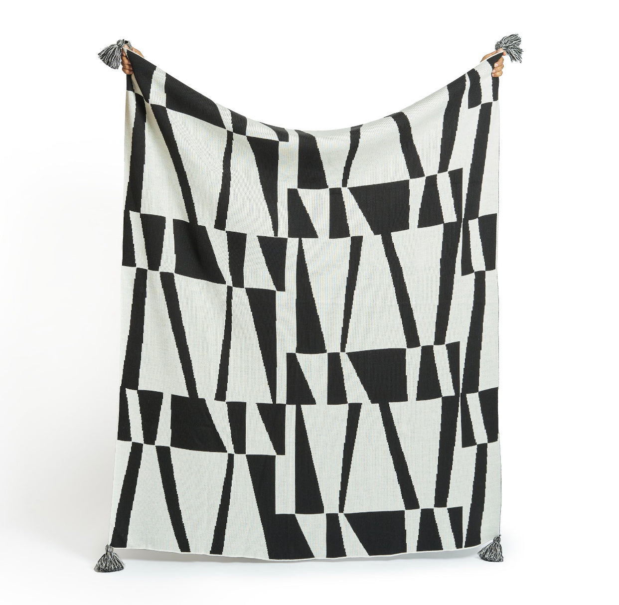 Nandi Throw in Black