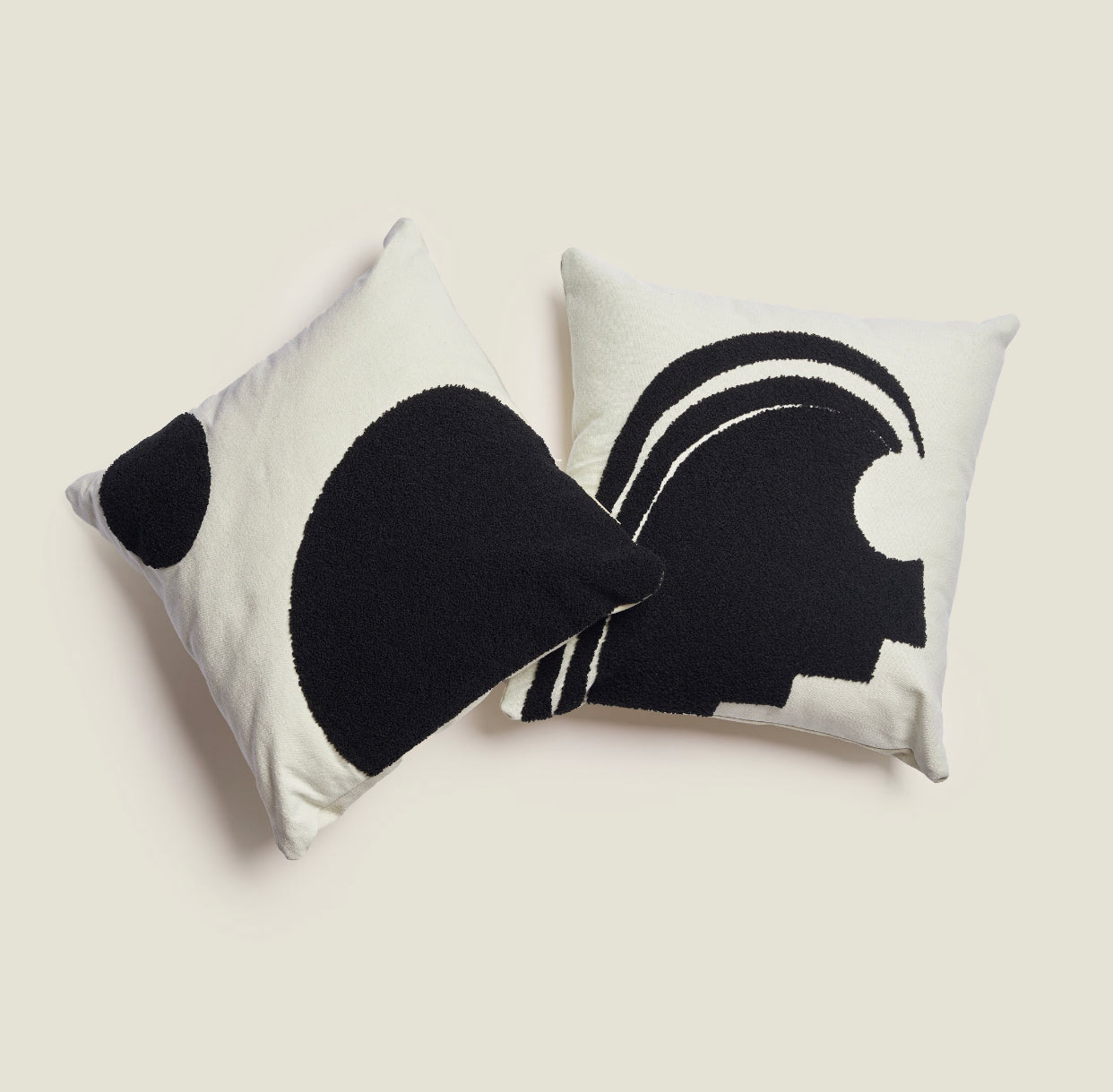 Accent- Tufted Cushion